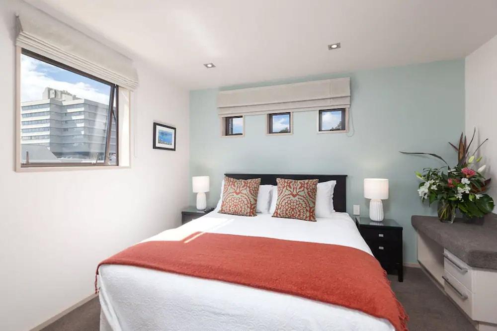 Palazzo Motor alojamiento Nelson Exterior foto A bedroom